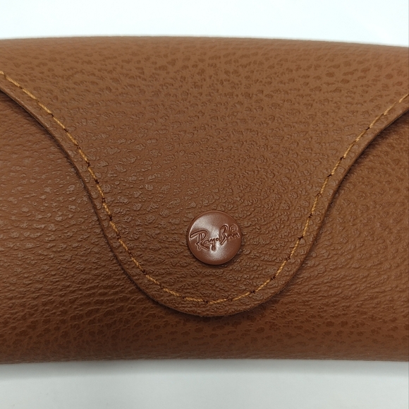 Ray-Ban Sunglass Case - Picture 4 of 7
